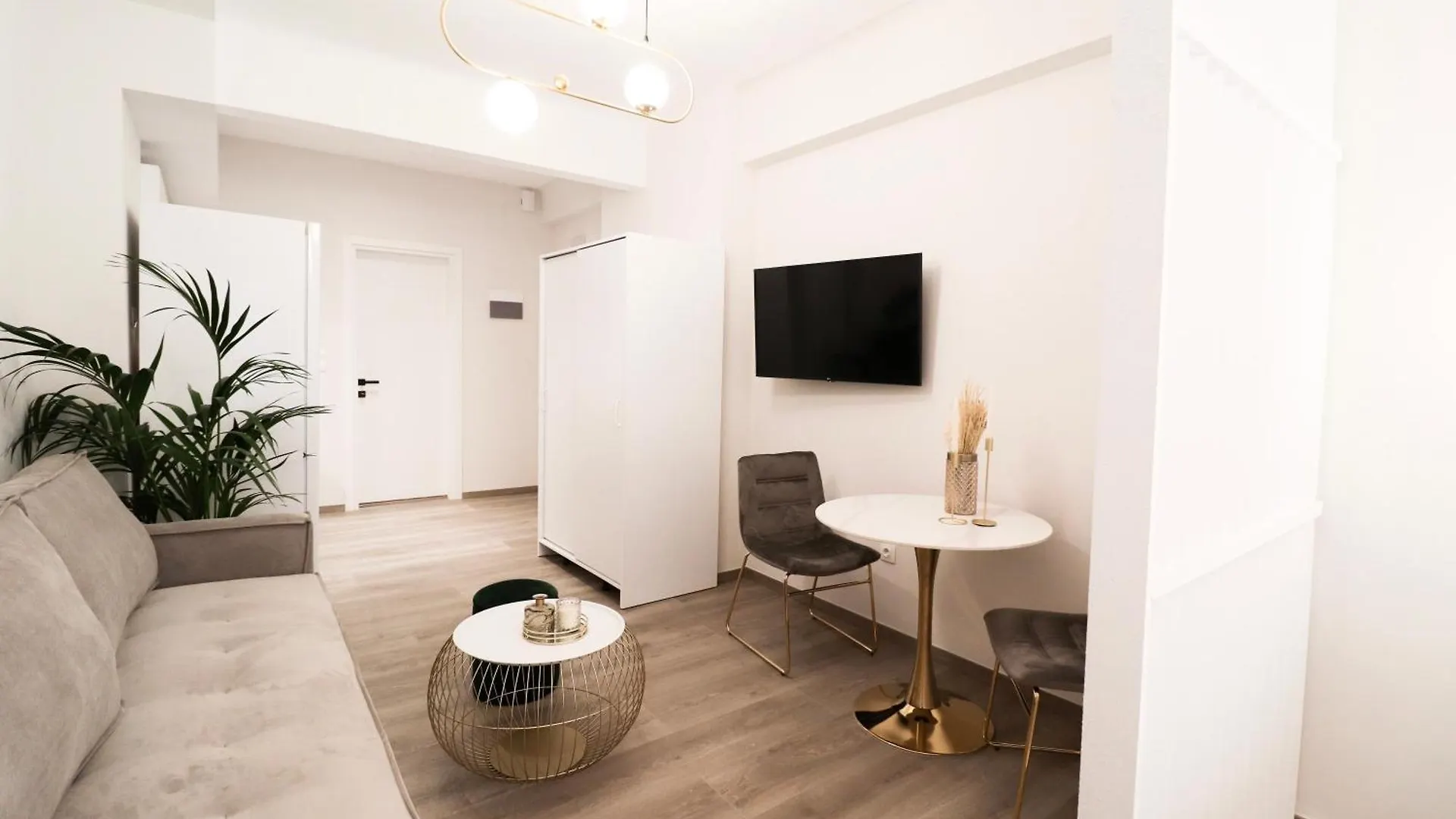 F & B Collection - Central Gems Apartment Thessaloniki