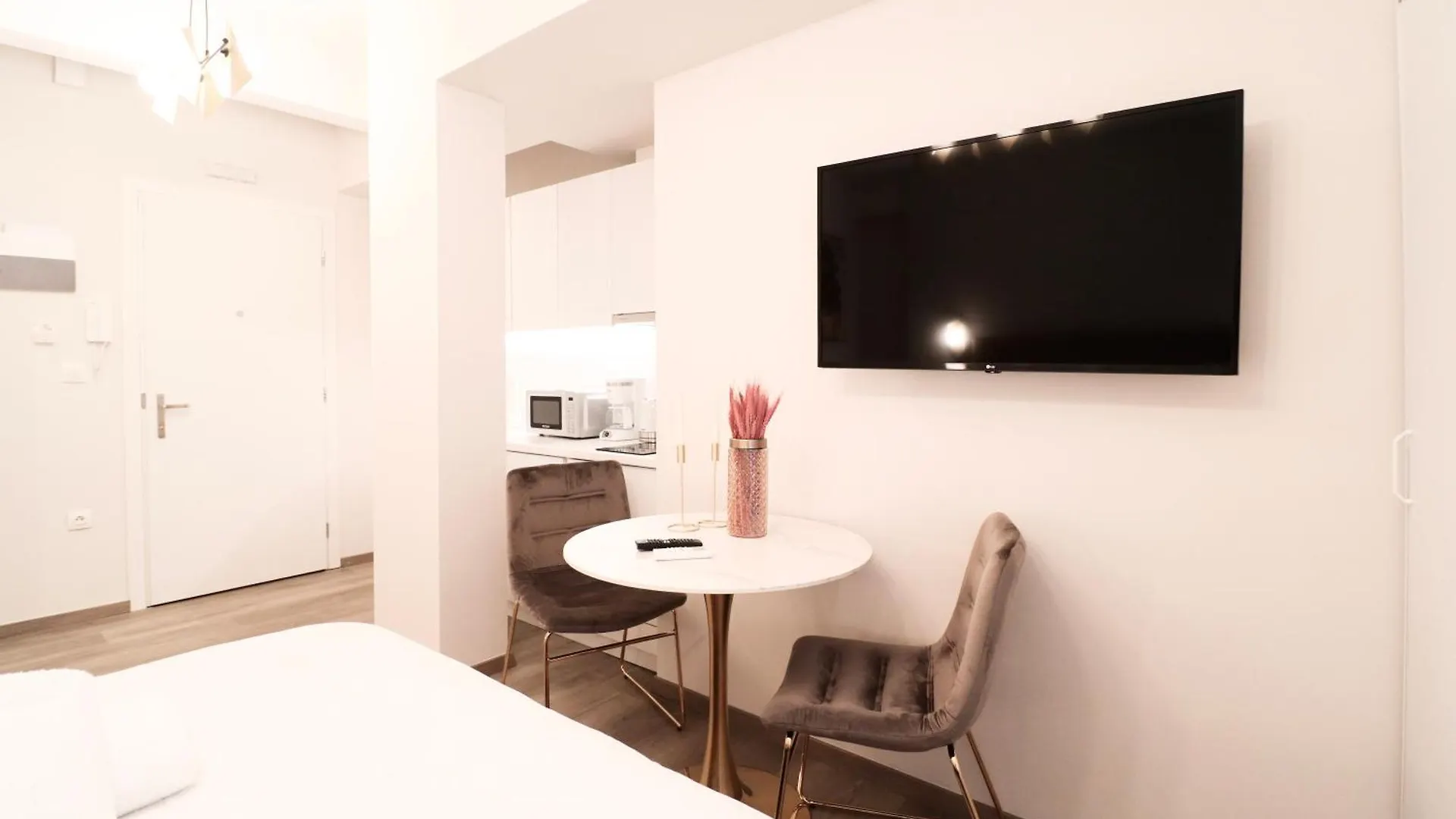 F & B Collection - Central Gems Apartment Thessaloniki