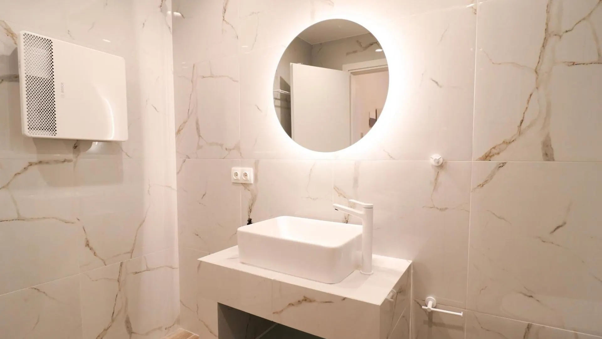 F & B Collection - Central Gems Apartment Thessaloniki 0*,