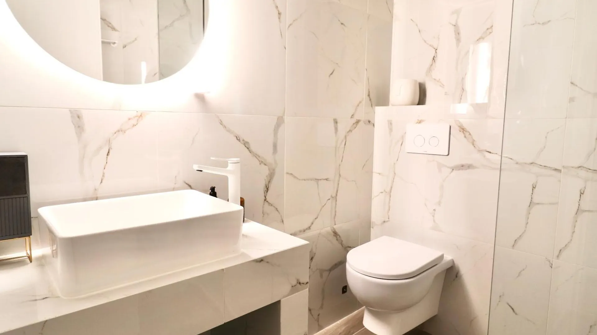 F & B Collection - Central Gems Apartment Thessaloniki