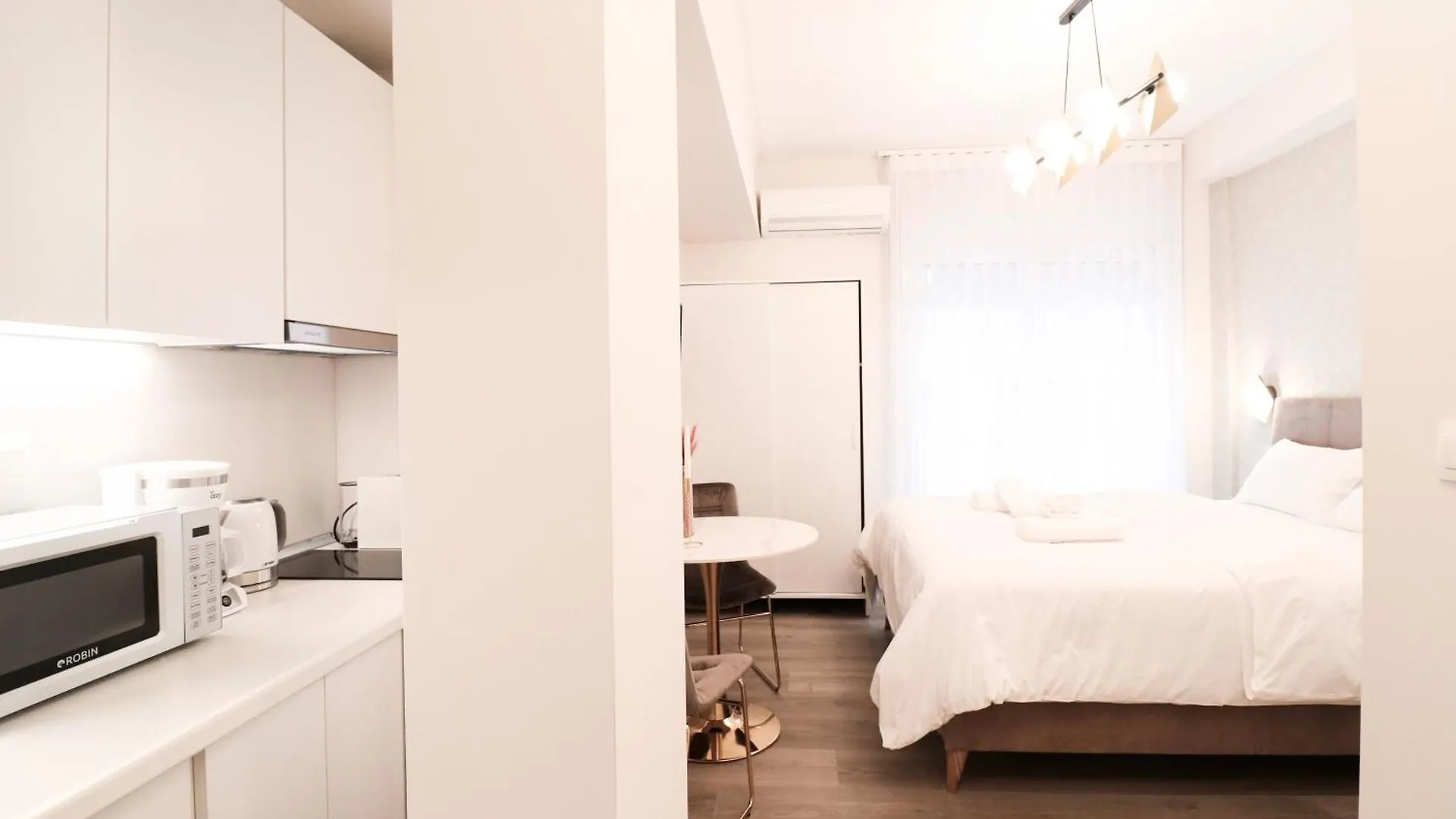 F & B Collection - Central Gems Apartment Thessaloniki