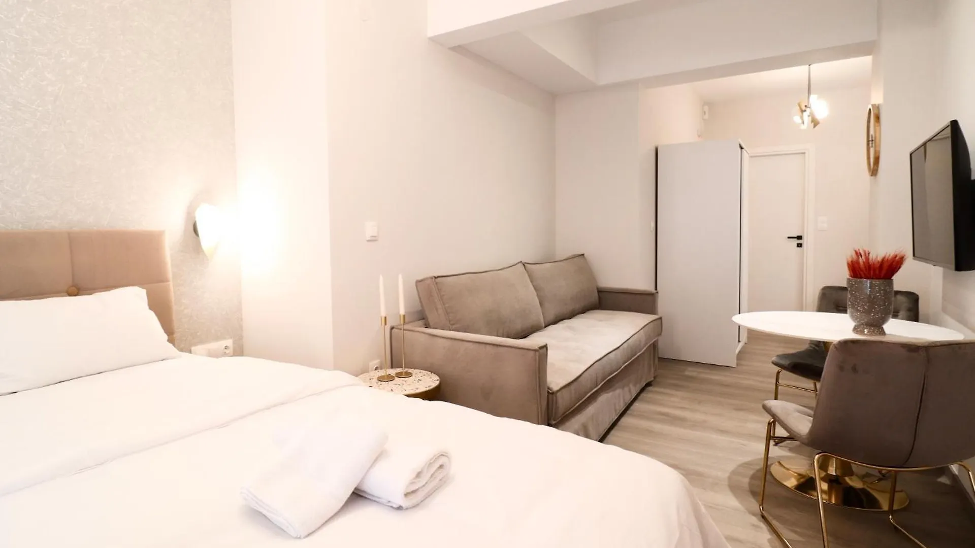 F & B Collection - Central Gems Apartment Thessaloniki