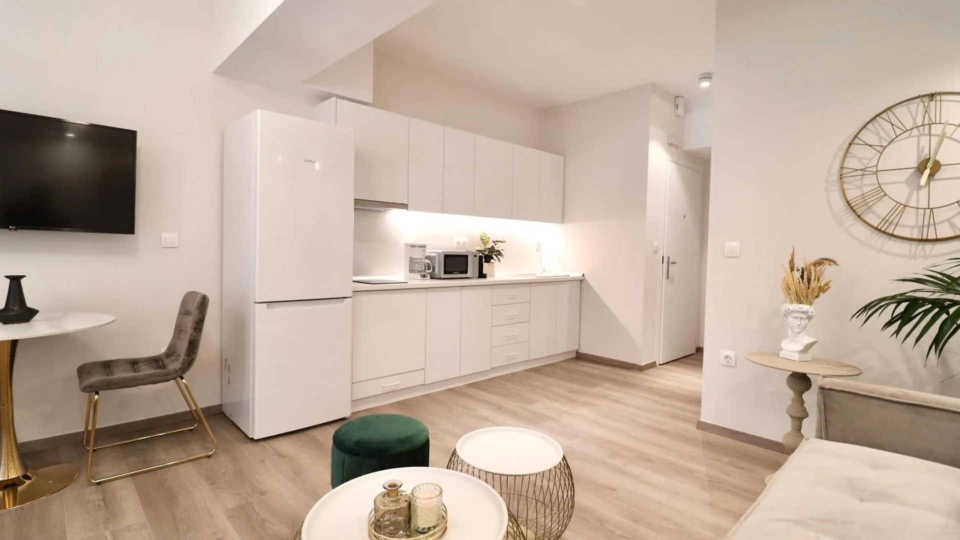 F & B Collection - Central Gems Apartment Thessaloniki