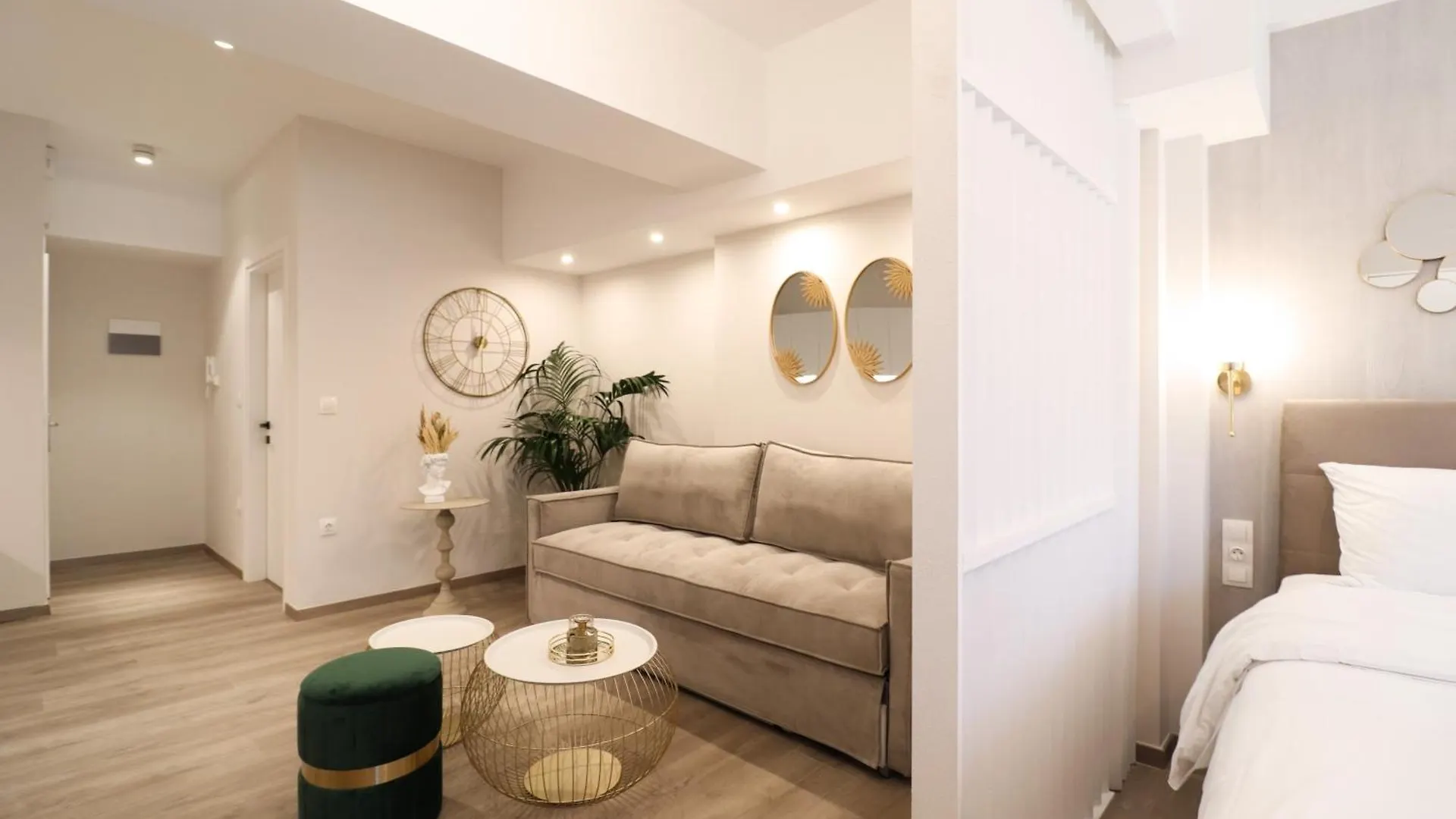 F & B Collection - Central Gems Apartment Thessaloniki